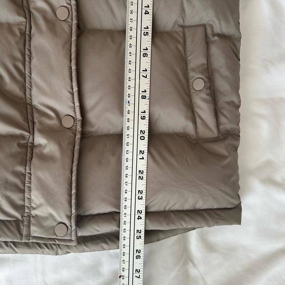 QUINCE Responsible Down Puffer Jacket Size: XS Taupe - NWOT Heavy Long Warm Luxe - Picture 8 of 15